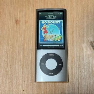 iPod Nano 5thGen Model:A1320 8GB Silver Tested Good w/Char-1100/songs Read Below